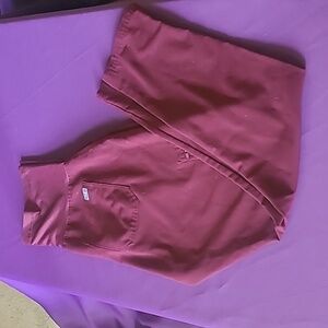 Figs maternity maroon